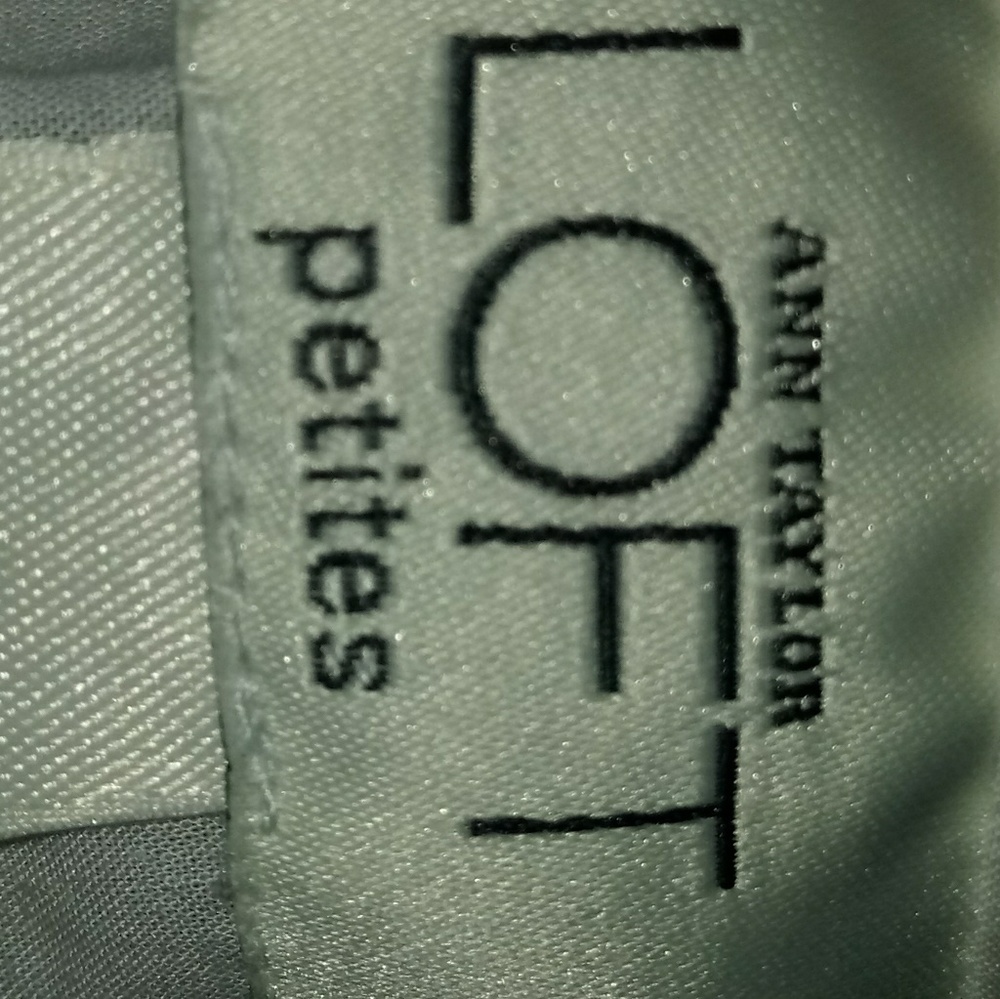 LOFT TOP/ANN TAYLOR - Picture 5 of 6
